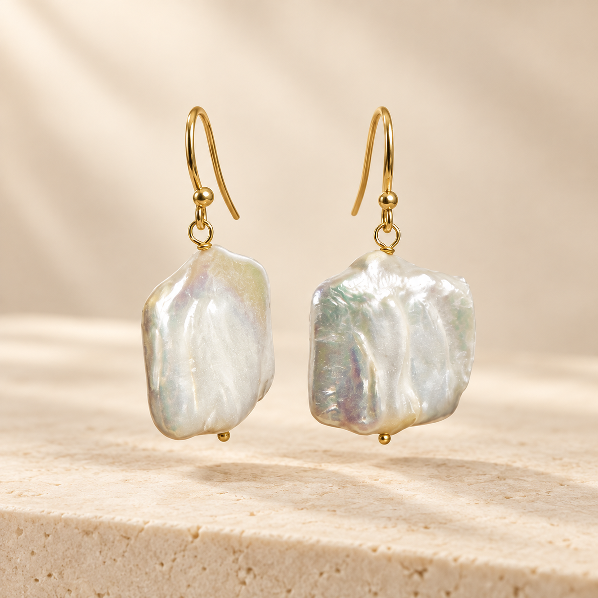 MIA – Pearl Earrings