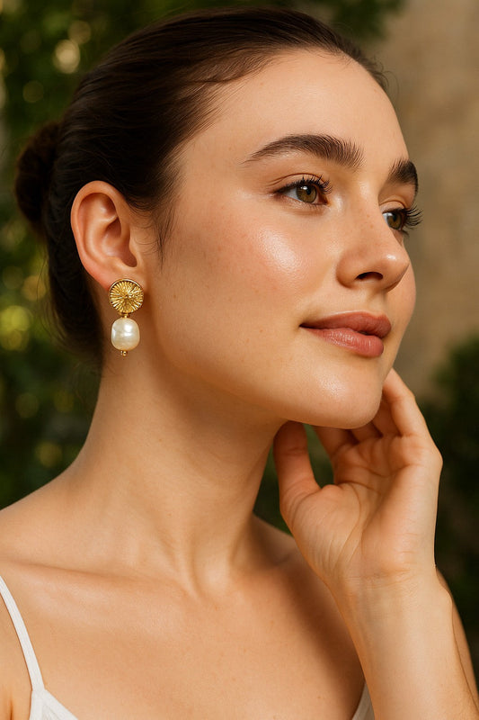 Me Pearl Earring