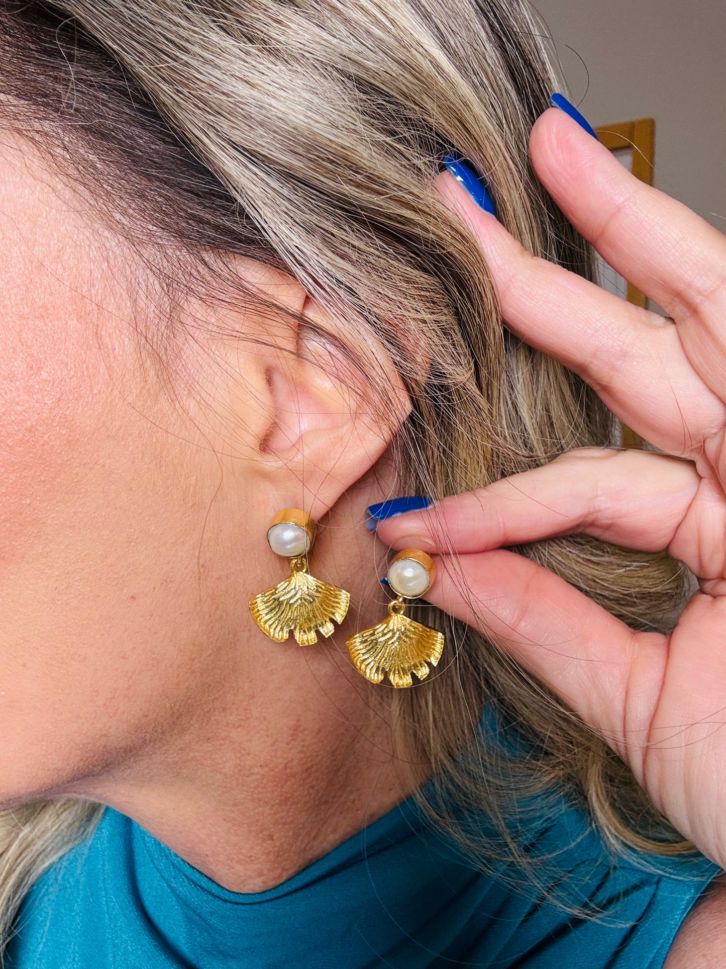 Wave Pearl Earrings