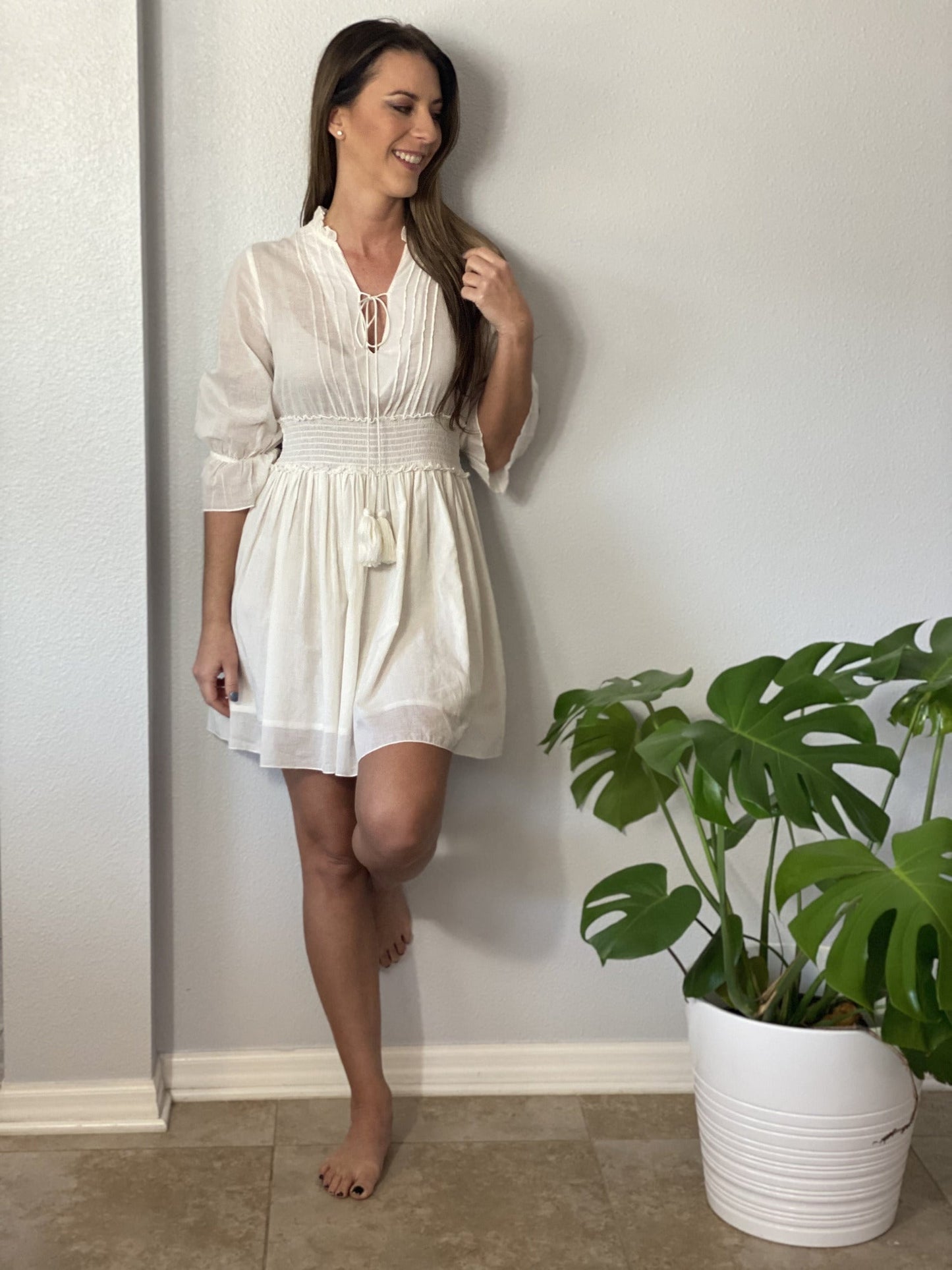 Mari white short dress good vibes