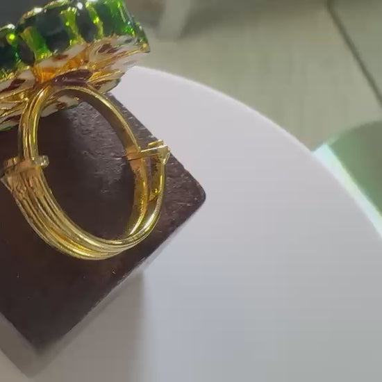 Aventurine Royale Kundan Statement Ring